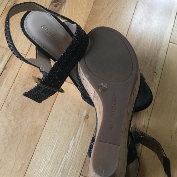 Arturo Chiang wedges - Picture 3 of 5